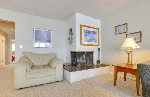 Lincoln City Condo Pool Access, Walk to Beach! - Foto 8