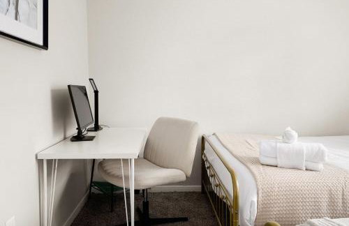 ATX Retreat Close to UT, DT & Lady Bird Lake - Photo 34