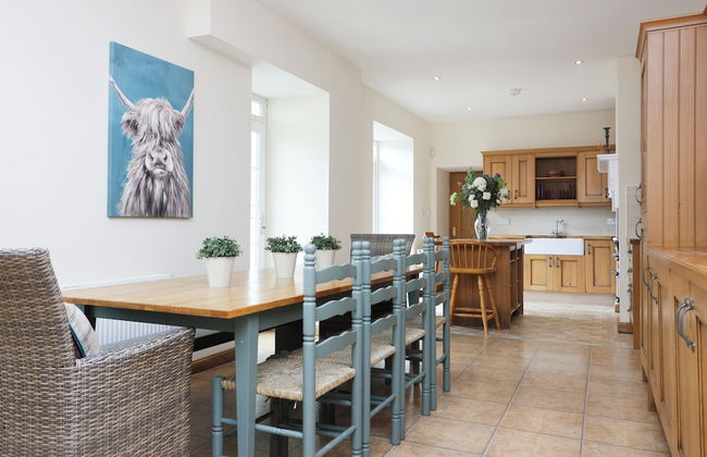 JOIVY Greenknowes Farmhouse Retreat 7 Bed With Hot Tub And Bar - Foto 11