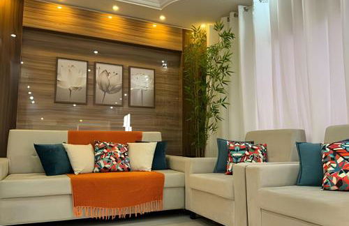 Espaçosa casa próxima ao Centro - Foto 1