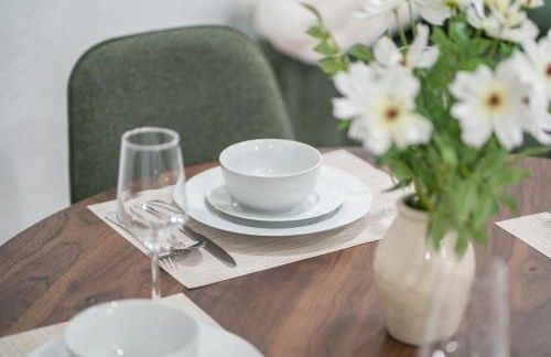 DT DFW Chic Free Parking and Pool In Medical District - Foto 28