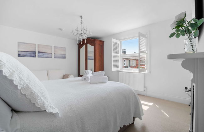 Host Stay Iris Cottage - Foto 10