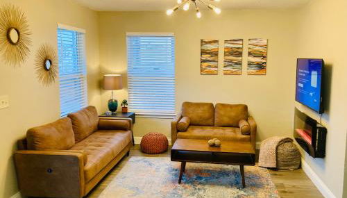 Pensa-Cozy Downtown bungalow, w/ backyard oasis! - Foto 3