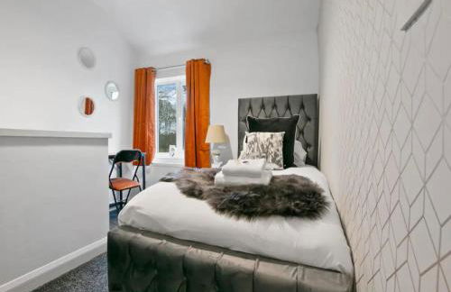 8 Eighth Ave Retreat On The Green Beautiful 4-Bed Home Pass The Keys - Foto 27