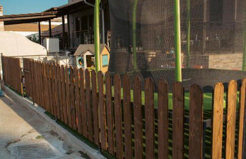 Emily Apartments 3 - Photo 34