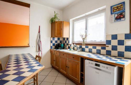 Family Home in Lille, Garden and Parking - 6/8p - Foto 12