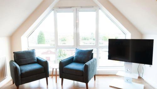 Caribou Suite-Bright & Spacious 2-Bed, Gated Parking, Close to City & Hospital - Foto 2