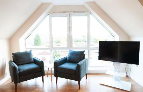 Caribou Suite-Bright & Spacious 2-Bed, Gated Parking, Close to City & Hospital - Foto 2