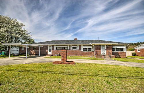 Charming Aiken Vacation Rental 2 Mi to Dtwn! - Photo 1