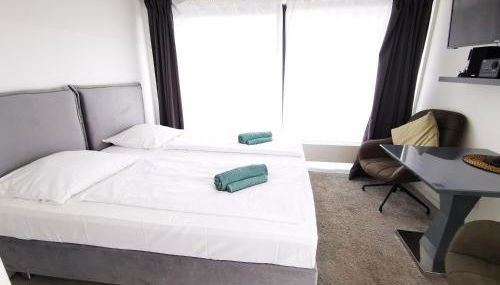 HH 04 by ROCKCHAIR - SUPERHOST Status - Modernes Apartment mit sonnigem Balkon & premium Boxspringbetten in Winterhude - Hamburg Top Geheimtipp - Foto 4