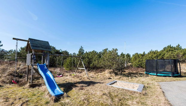 8 Person Holiday Home in Blavand - Photo 5