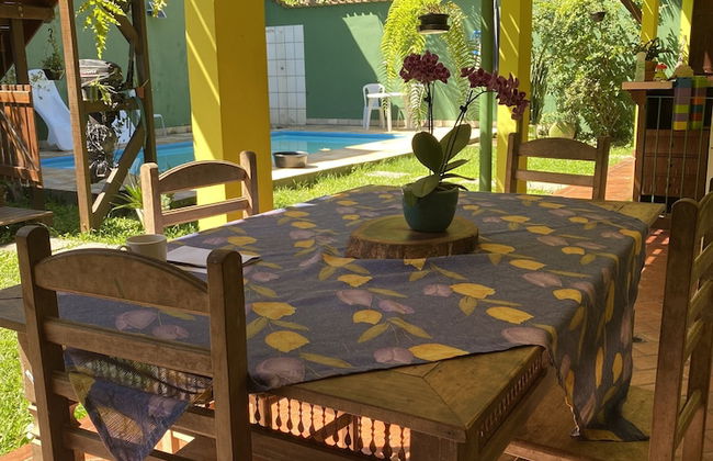 Suítes aconchegantes com piscina e praia - Foto 23