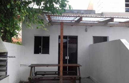 Casa aconchegante próxima a praia - Foto 12