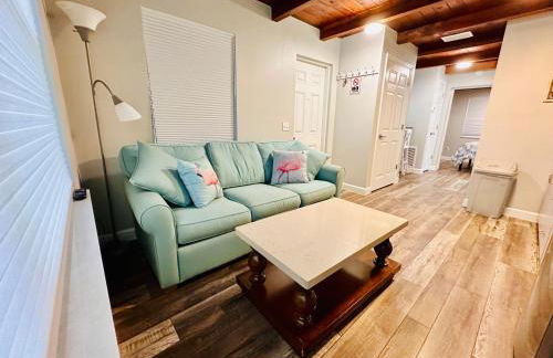 Cottage 32, Flamingo Bungalow - Dora Canal Court - a downtown, waterfront community - Foto 2