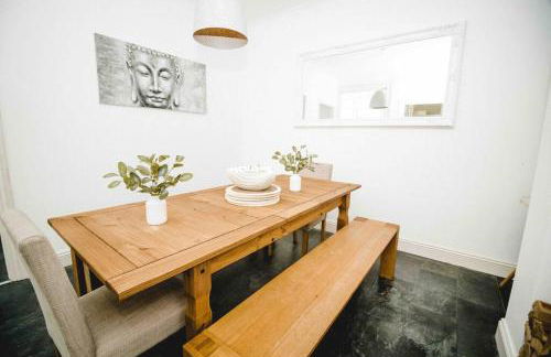 Sea View Beachfront House - Photo 27