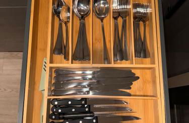 Spacious Apt 15 mins to NYC with Free Indoor Parking - Foto 8