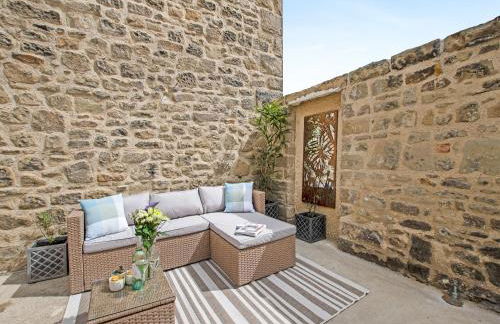 Hidden Gem - Photo 3