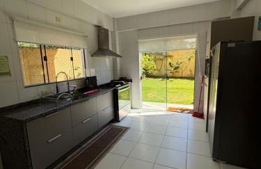 Casa completa para até 8 pessoas - Praia do Campeche - Photo 6