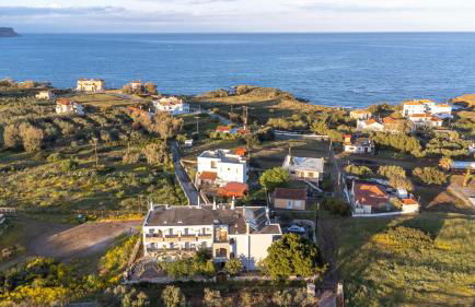 Gregory's House - Photo 6