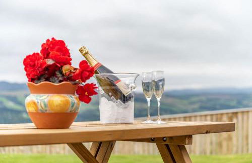 The Annexe, Luxury Property with Hot Tub at Pitilie Pods - Foto 14