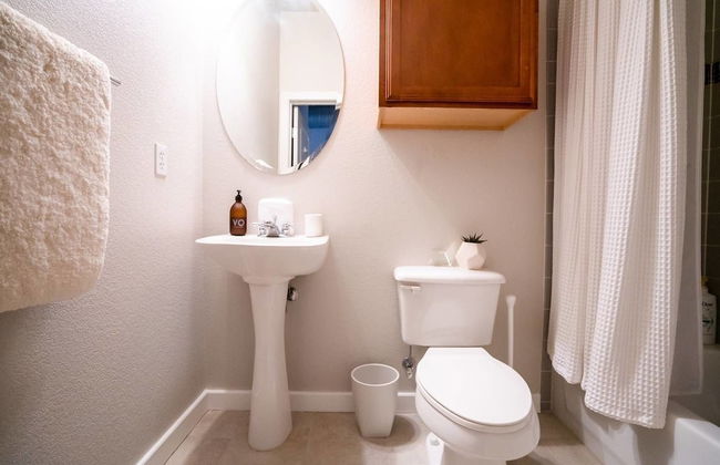 Elegance & Elevation: Mile High Condo in Highland - Foto 18