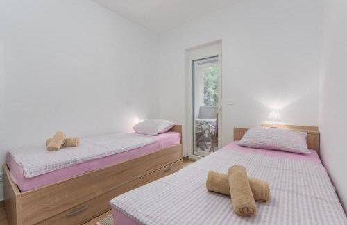 Irma Apartment - Photo 5