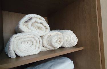 Apto 5E - 2 Quartos com Ar Condicionado, 2 Banheiros, 1 vaga e Internet - Frente ao Mar - Foto 27