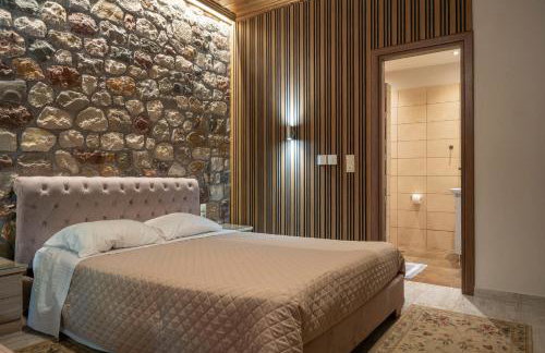 Liontos Rooms - Photo 7