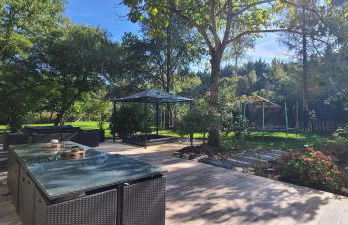 230m2 sur 3800m2 - jacuzzi 6 places - 16pers max - Foto 39