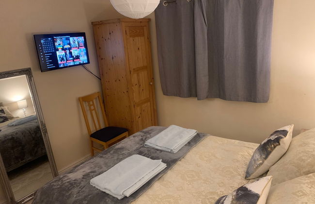 Sleeps 4/6 pet Friendly Parking nr Nec/warwick uni - Photo 12