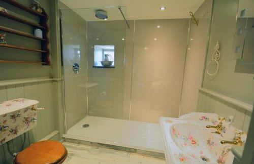 Haddon Grove Farm Cottages - Photo 61