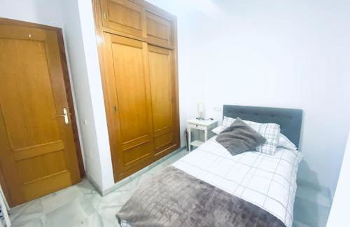 Apartamento de dos dormitorios en Almería. - Foto 14