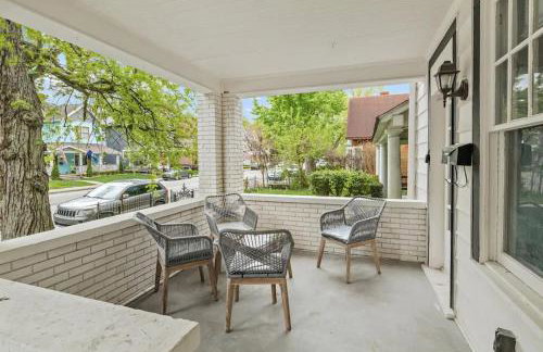 2 Units Combined-5BR-2 Living Rooms - 2 Kitchens - Foto 5