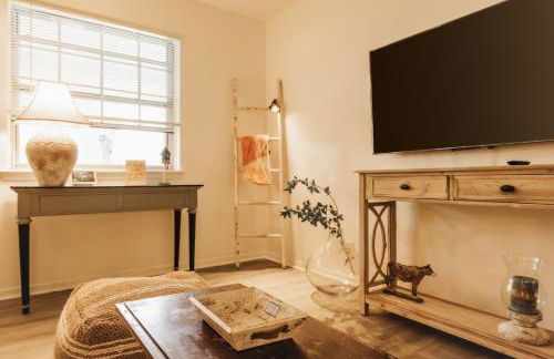 Japanese Wabi Sabi Zen Beauty at SoCO, Downtown - Foto 9