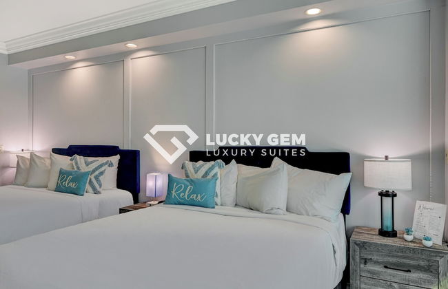 Lucky Gem Penthouse Suites at MGM Signature - Photo 19