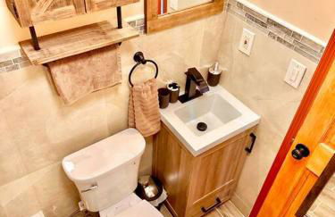 Chic Chalet River Views & Access - Foto 66