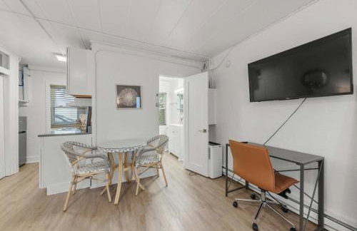 Chic City Retreat 93J For 2 - Foto 3