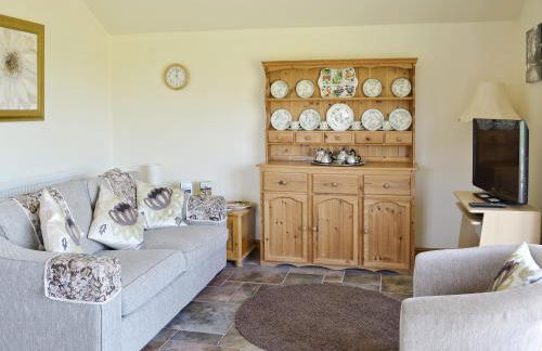 Weetwood Lodge - Photo 2