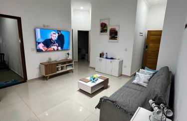 Casa com piscina, 700M da praia - Foto 4