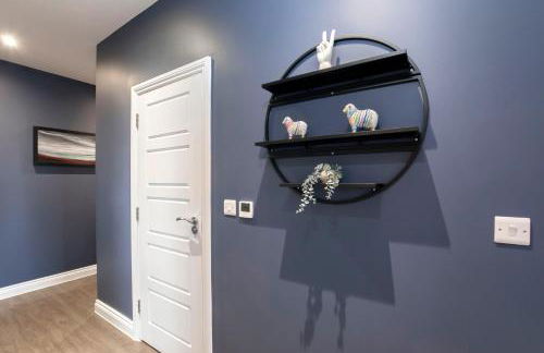 Elliot Oliver - Loft Style 2 Bedroom Apartment With Parking In The Docks - Foto 32