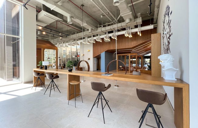 Modern Boho 1BR Sleeps4 Balcony Pool Gym Dxbhills - Foto 25