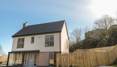 High Tide House - Photo 2