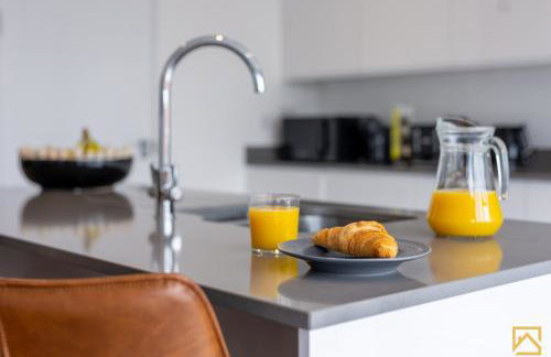 Outstanding 5 Bedroom Townhouse, Canal Views By Valore Property Services - Foto 22