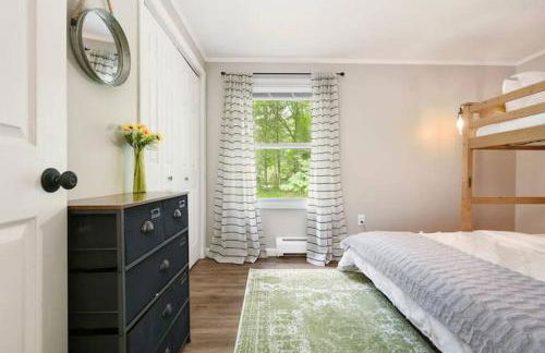 The Bumble Bee Hive 7-Bedroom House w/ Hot Tub - Foto 42