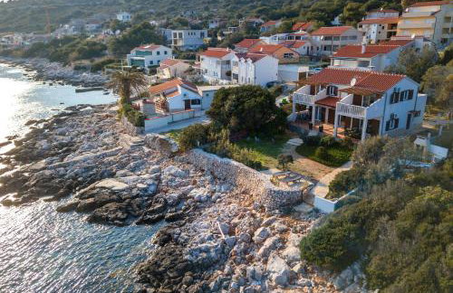 Apartments by the sea Milna, Vis - 8946 - Photo 3