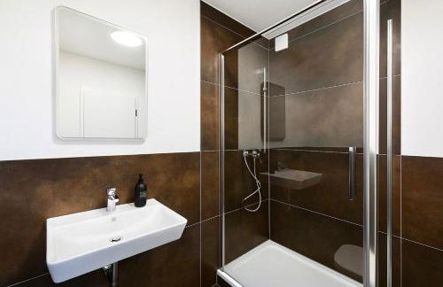 Top Wohnung in Siegen-Wilnsdorf Parkplatz WLAN Autobahn - Foto 7