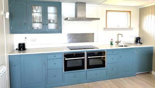 Beautifully appointed 2 storey chalet with access to outdoor swimming pool - 5 minute stroll to miles of sandy beach - Near to the Norfolk Broads & Great Yarmouth - Foto 5