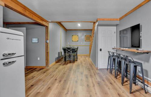 Serene & Fun Family Gem ~ Big Bass Lake Community! - Foto 20