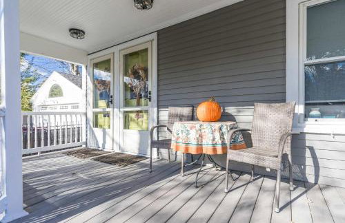 Richards Retreat Walk to Downtown Washer-Dryer - Foto 9