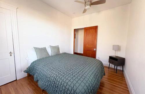 Spacious Revere 4 Bedrooms 2 Bathrooms Apartment Near Boston Airport and Beach - Foto 12